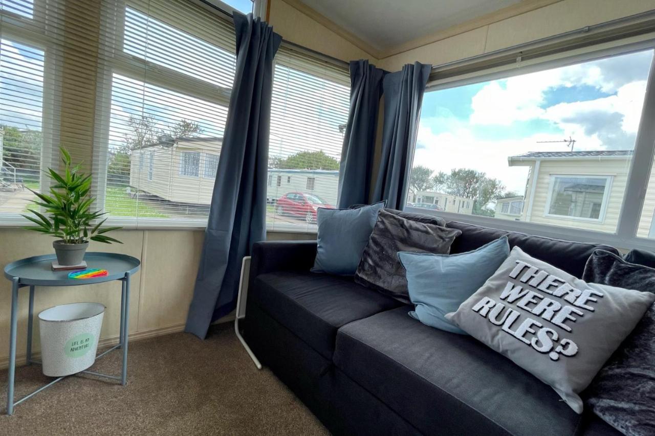 Modern Holiday Home #Skipsea Sands Static Hire Екстериор снимка