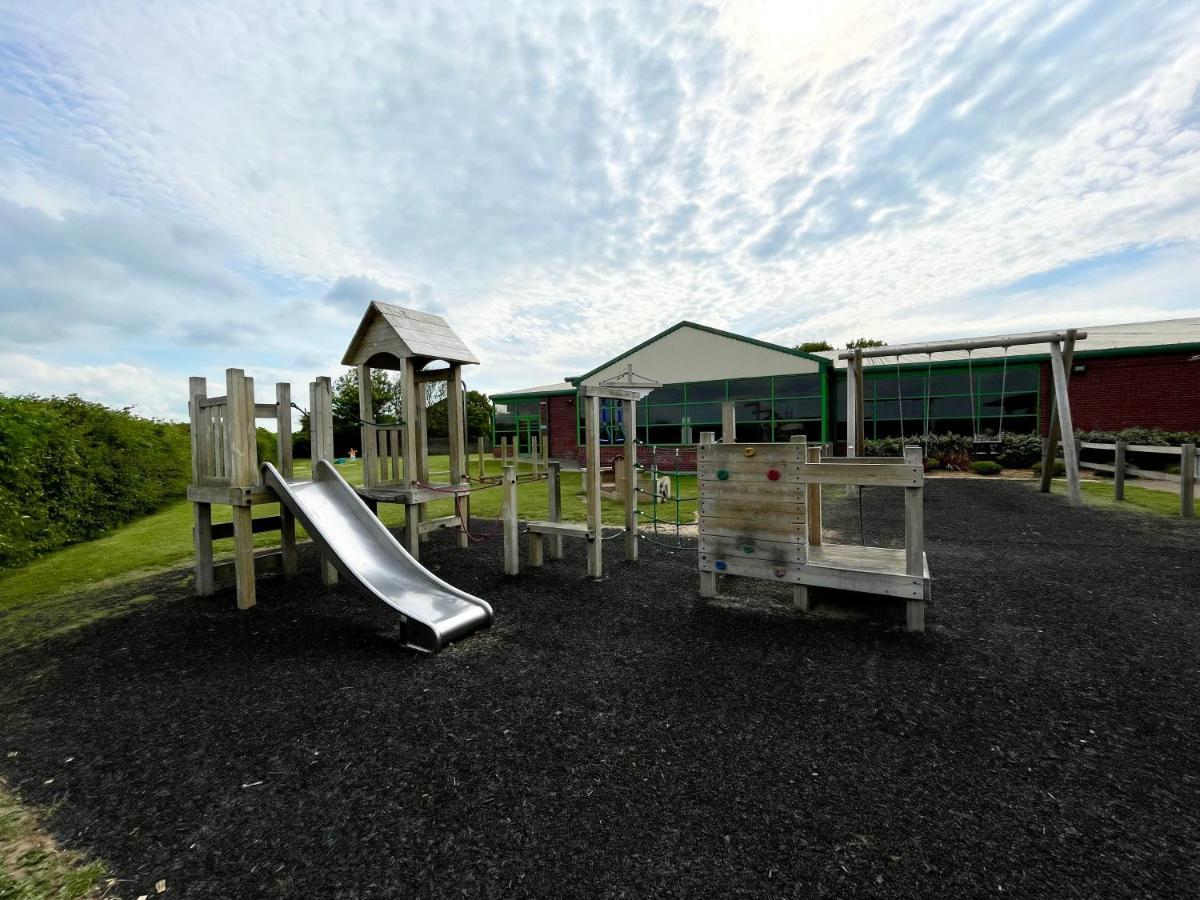 Modern Holiday Home #Skipsea Sands Static Hire Екстериор снимка
