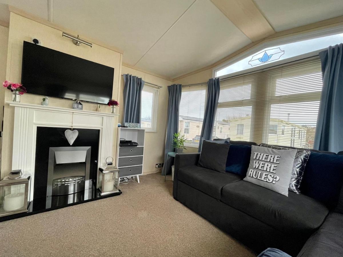 Modern Holiday Home #Skipsea Sands Static Hire Екстериор снимка