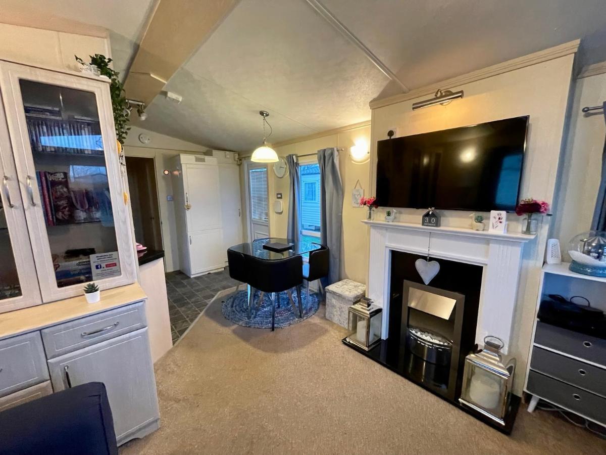 Modern Holiday Home #Skipsea Sands Static Hire Екстериор снимка
